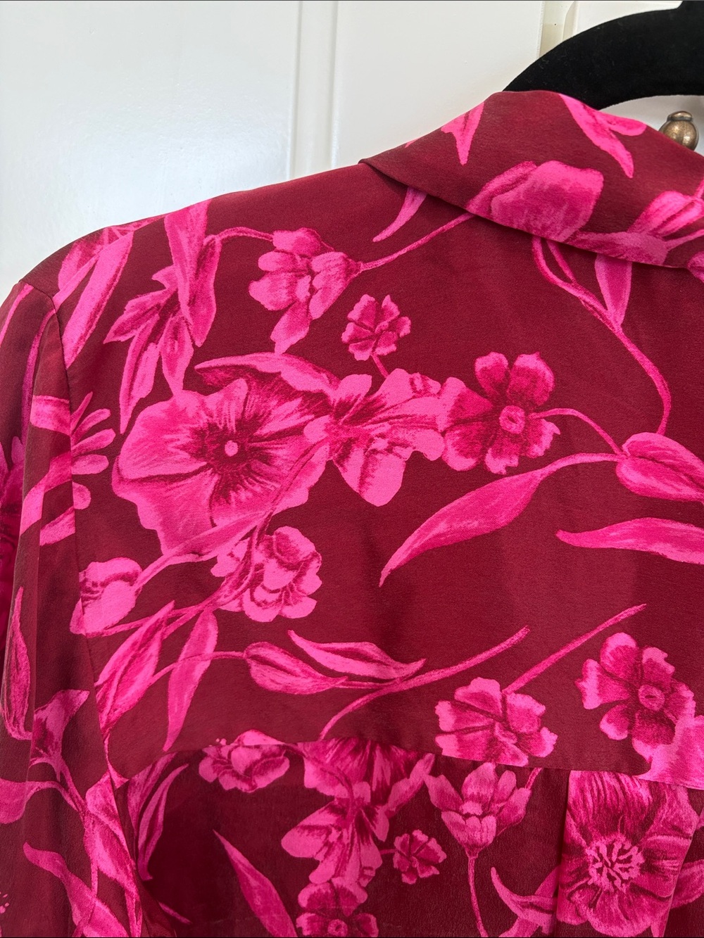 Joie silk Button-Down Floral Blouse in Berry and Hot Pink - Picture 6 of 6